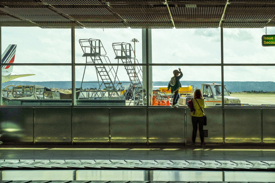 aeroporto malè con bambini